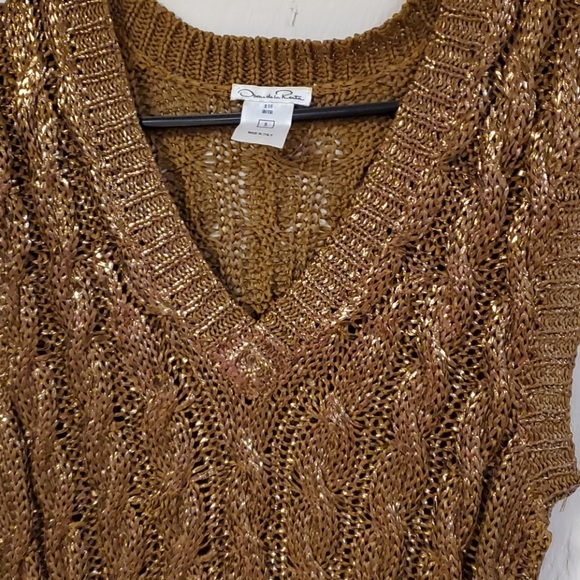 Top - Picture 3 of 3